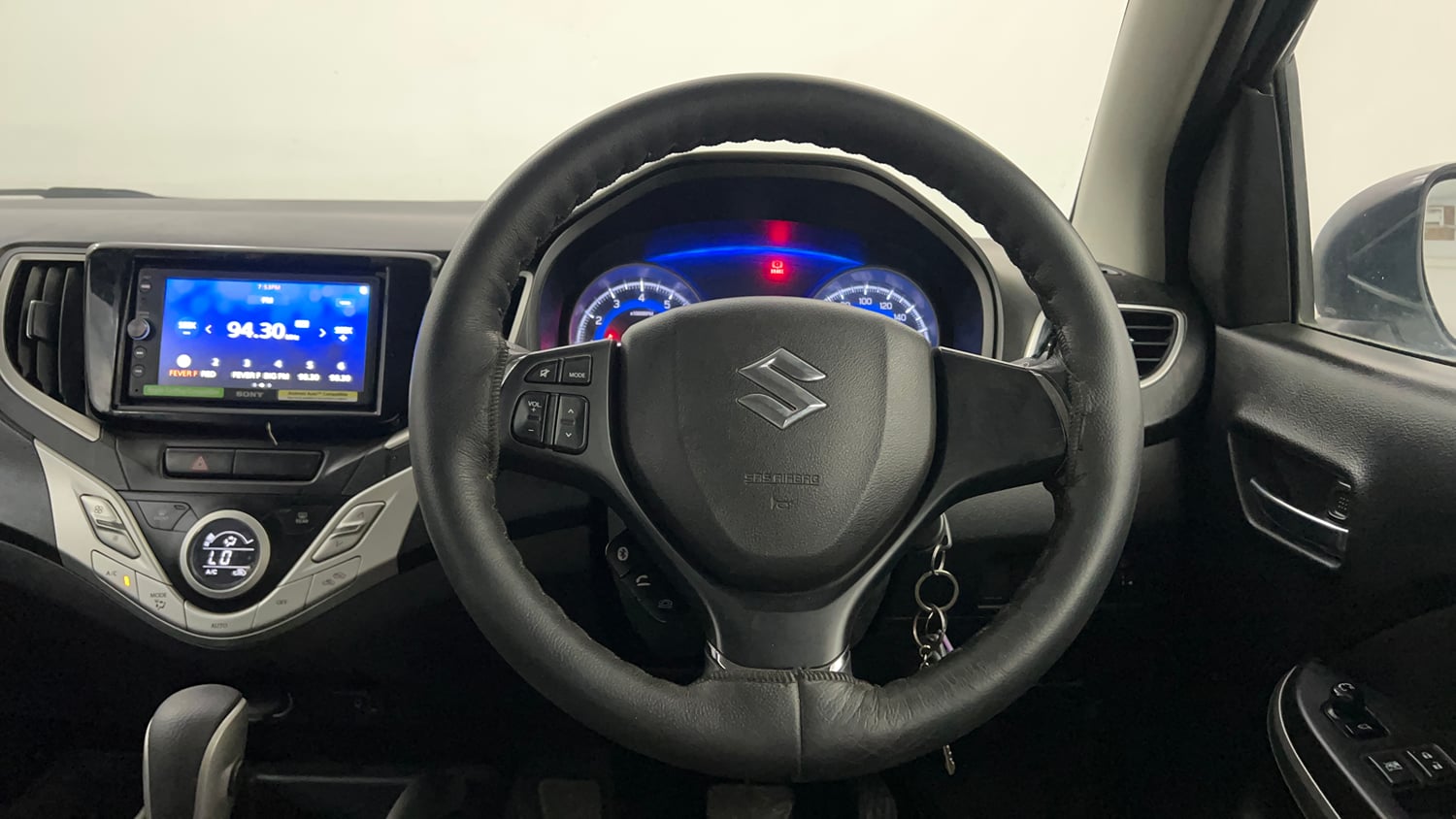 Used 2017 Maruti Suzuki Baleno Delta 1.2 AT Petrol Automatic interior STEERING VIEW