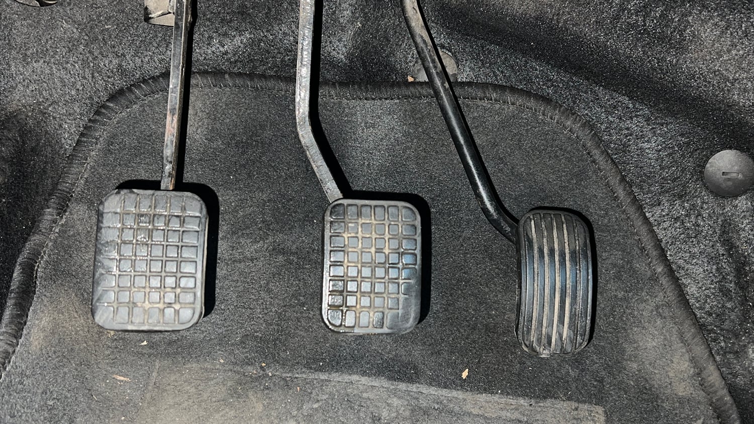 Used 2018 Tata Tiago Revotron XE Petrol Manual interior PEDALS VIEW