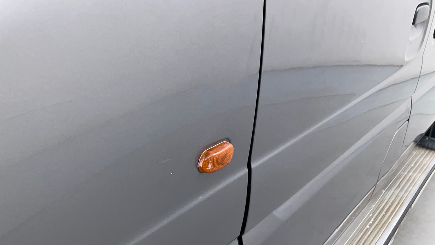 Used 2015 Maruti Suzuki Eeco 5 STR WITH A/C+HTR Petrol Manual dents MINOR SCRATCH