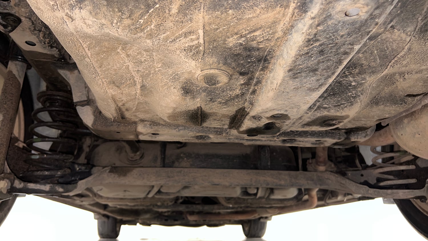 Used 2015 Honda City VX Petrol Manual extra REAR UNDERBODY VIEW (TAKEN FROM REAR)