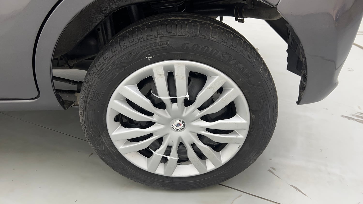 Used 2017 maruti-suzuki Alto K10 VXi (O) AMT Petrol Automatic tyres LEFT REAR TYRE RIM VIEW