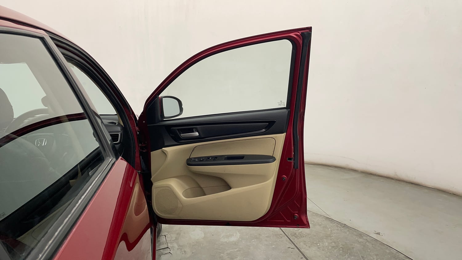 Used 2018 Honda Amaze 1.2 VX MT Petrol Petrol Manual interior RIGHT FRONT DOOR OPEN VIEW