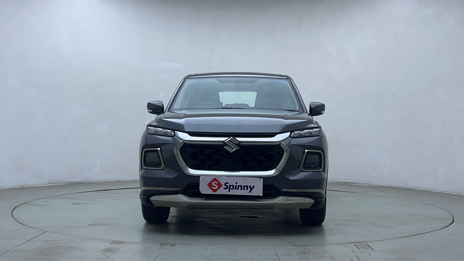 Used 2023 Maruti Suzuki Grand Vitara Delta Smart Hybrid AT Petrol Automatic exterior FRONT VIEW