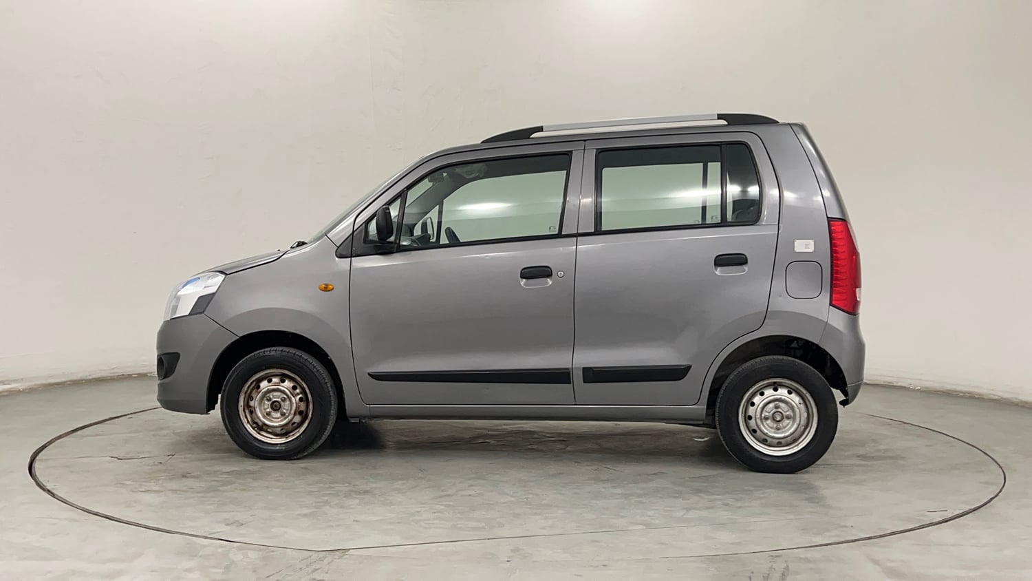 Used 2013 Maruti Suzuki Wagon R LXI CNG Cng Manual exterior LEFT SIDE VIEW