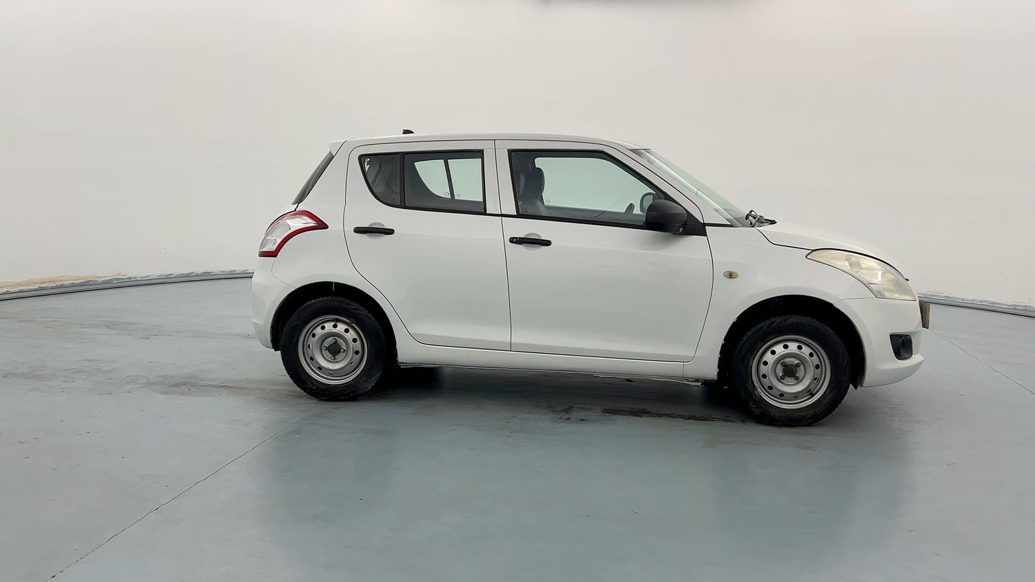 Used 2012 Maruti Suzuki Swift LXI CNG (Outside Fitted) Cng Manual exterior RIGHT SIDE VIEW