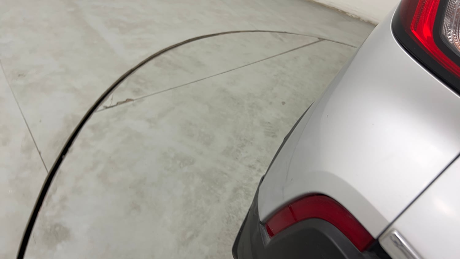 Used 2021 Renault Kiger RXZ MT Petrol Manual dents MINOR SCRATCH