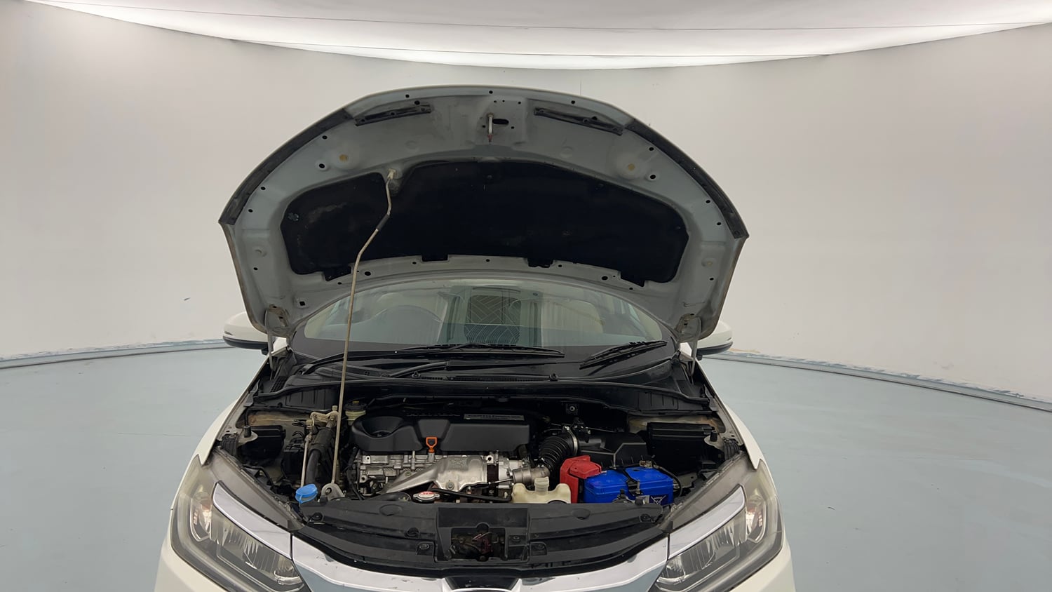 Used 2018 Honda City ZX Diesel Diesel Manual engine ENGINE & BONNET OPEN FRONT VIEW