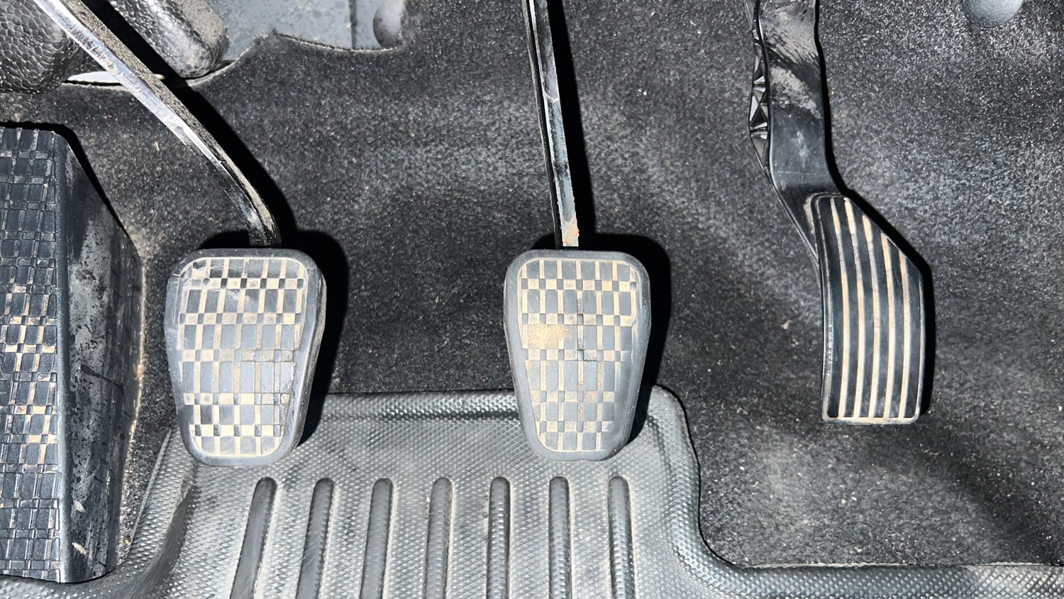 Used 2023 Tata Punch Pure MT Petrol Manual interior PEDALS VIEW