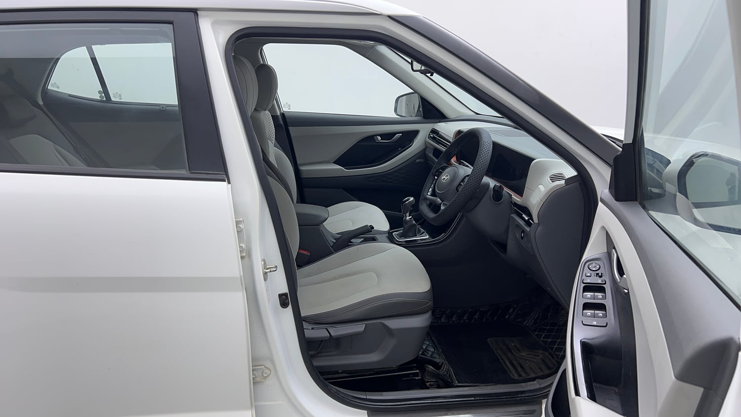 Used 2024 Hyundai Creta 1.5 MPi Petrol MT SX Tech Petrol Manual interior RIGHT SIDE FRONT DOOR CABIN VIEW