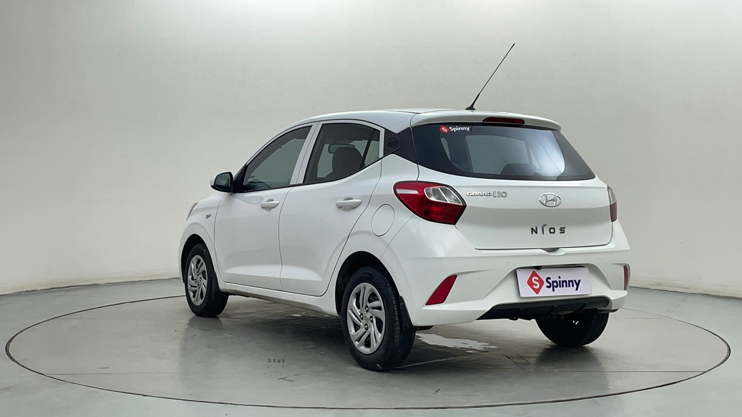 Used 2022 Hyundai Grand i10 Nios Magna 1.2 Kappa VTVT Petrol Manual exterior LEFT REAR CORNER VIEW