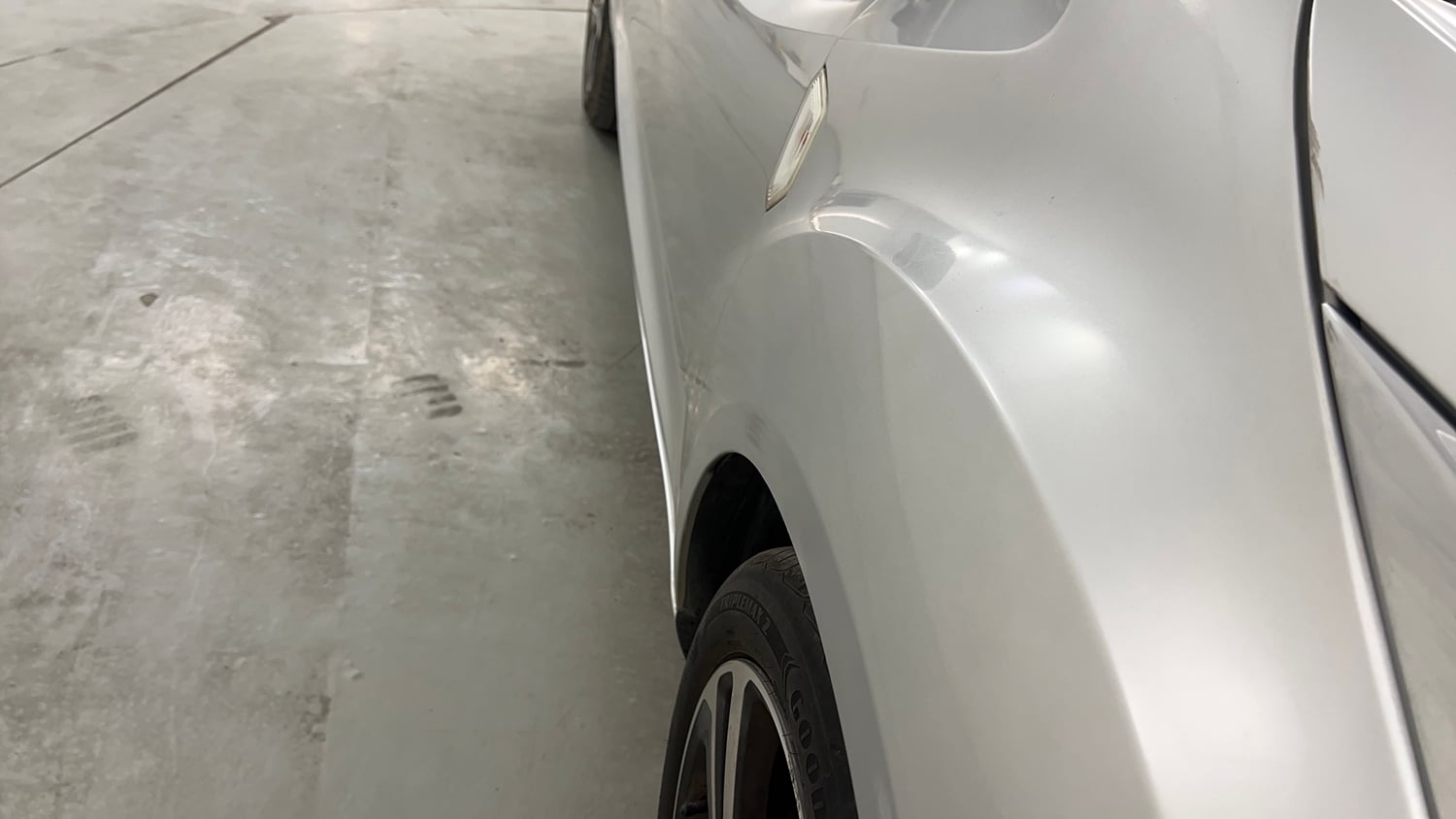 Used 2020 Tata Altroz XZ Petrol Petrol Manual dents MINOR DENT