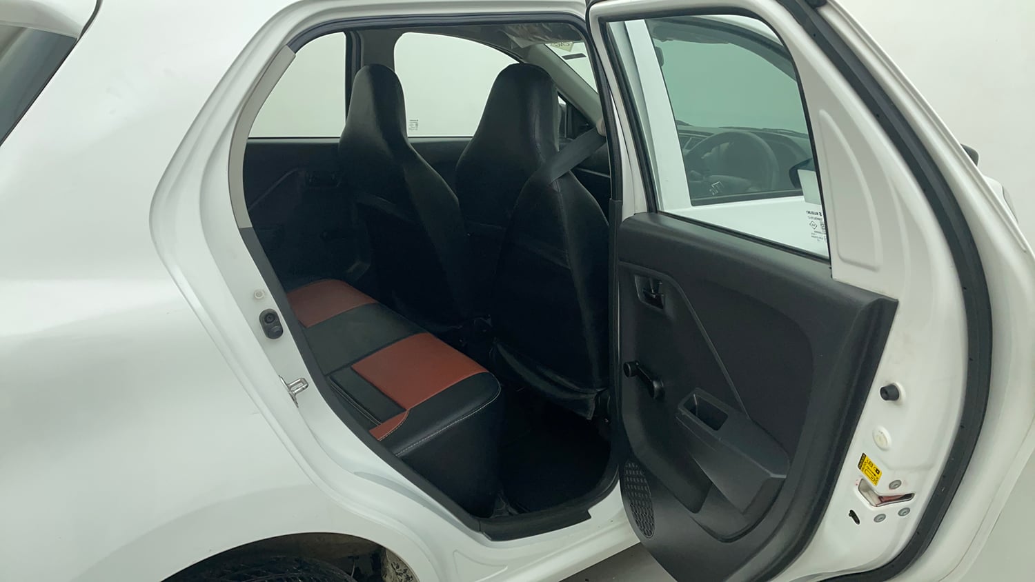 Used 2023 Maruti Suzuki Alto K10 VXi S-CNG Cng Manual interior RIGHT SIDE REAR DOOR CABIN VIEW