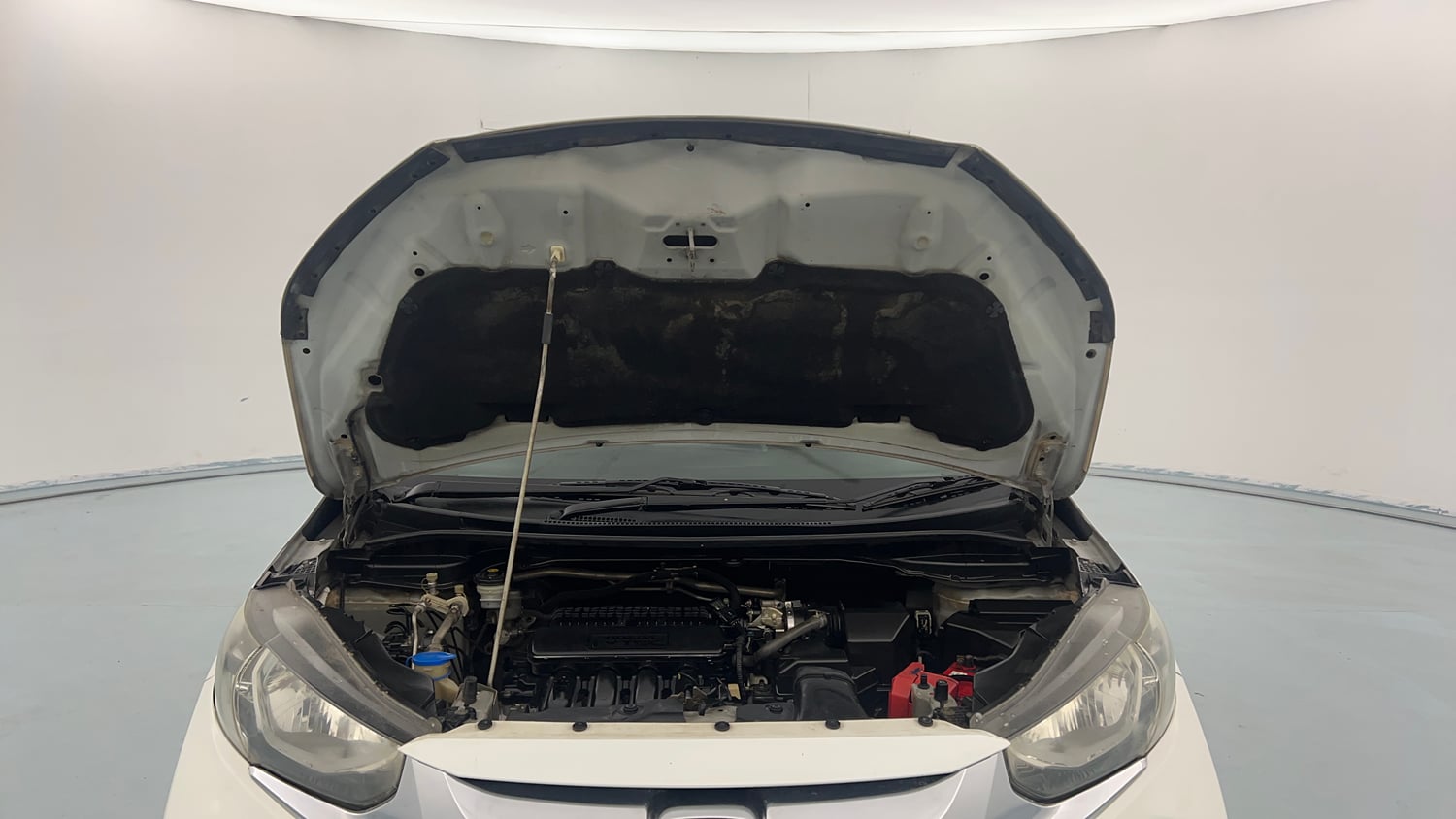 Used 2018 Honda WR-V VX MT Petrol Petrol Manual engine ENGINE & BONNET OPEN FRONT VIEW