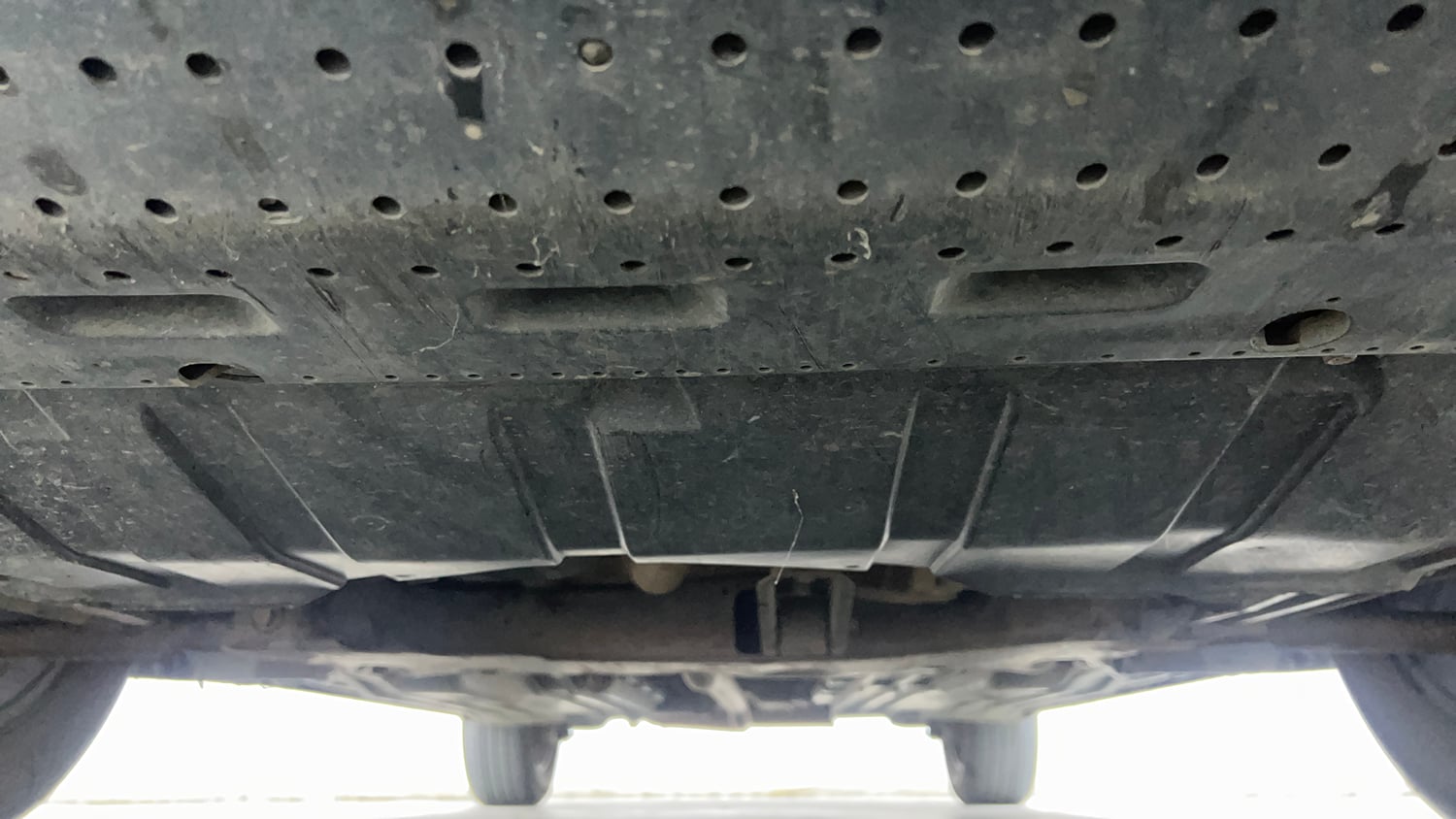 Used 2018 Maruti Suzuki S-Cross Zeta 1.3 Diesel Manual extra FRONT LEFT UNDERBODY VIEW