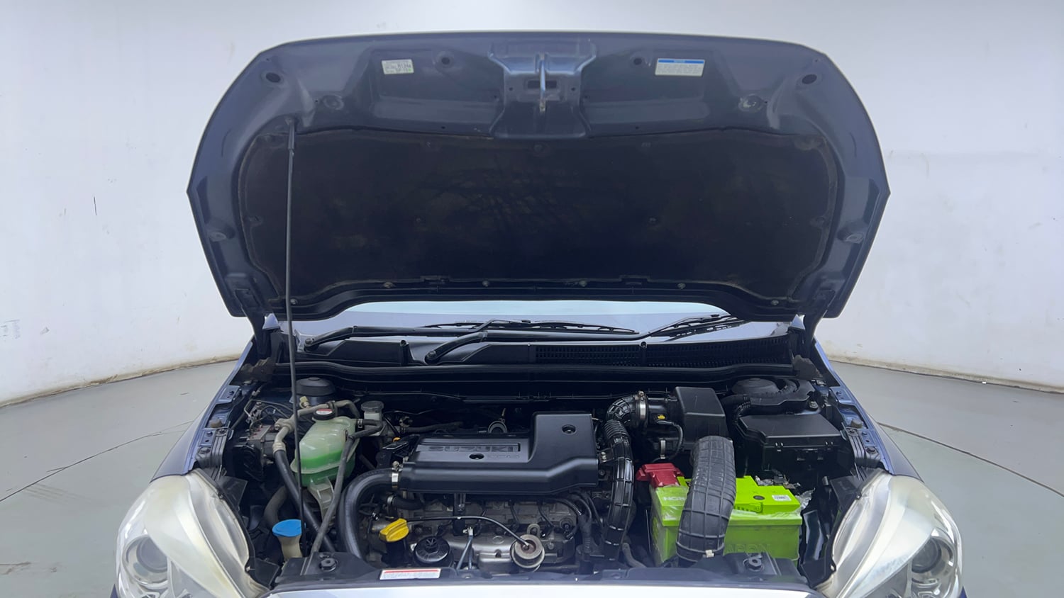 Used 2018 Maruti Suzuki S-Cross Zeta 1.3 Diesel Manual engine ENGINE & BONNET OPEN FRONT VIEW
