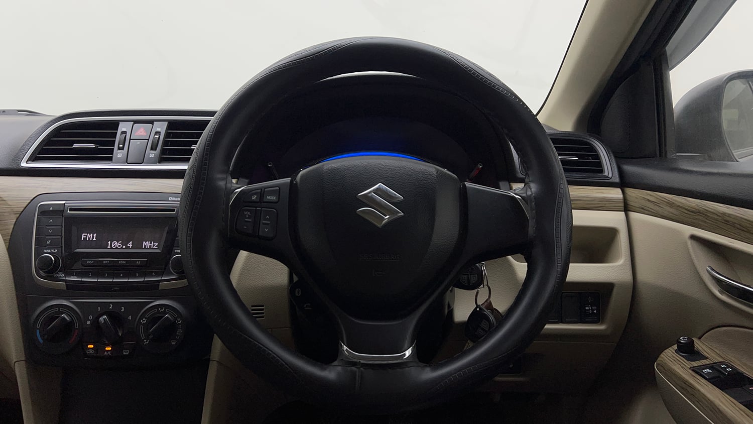 Used 2019 Maruti Suzuki Ciaz Sigma Hybrid 1.5 Petrol Manual interior STEERING VIEW