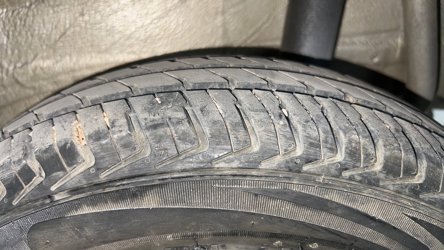Used 2023 Maruti Suzuki Alto K10 VXi AGS Petrol Automatic tyres LEFT REAR TYRE TREAD VIEW