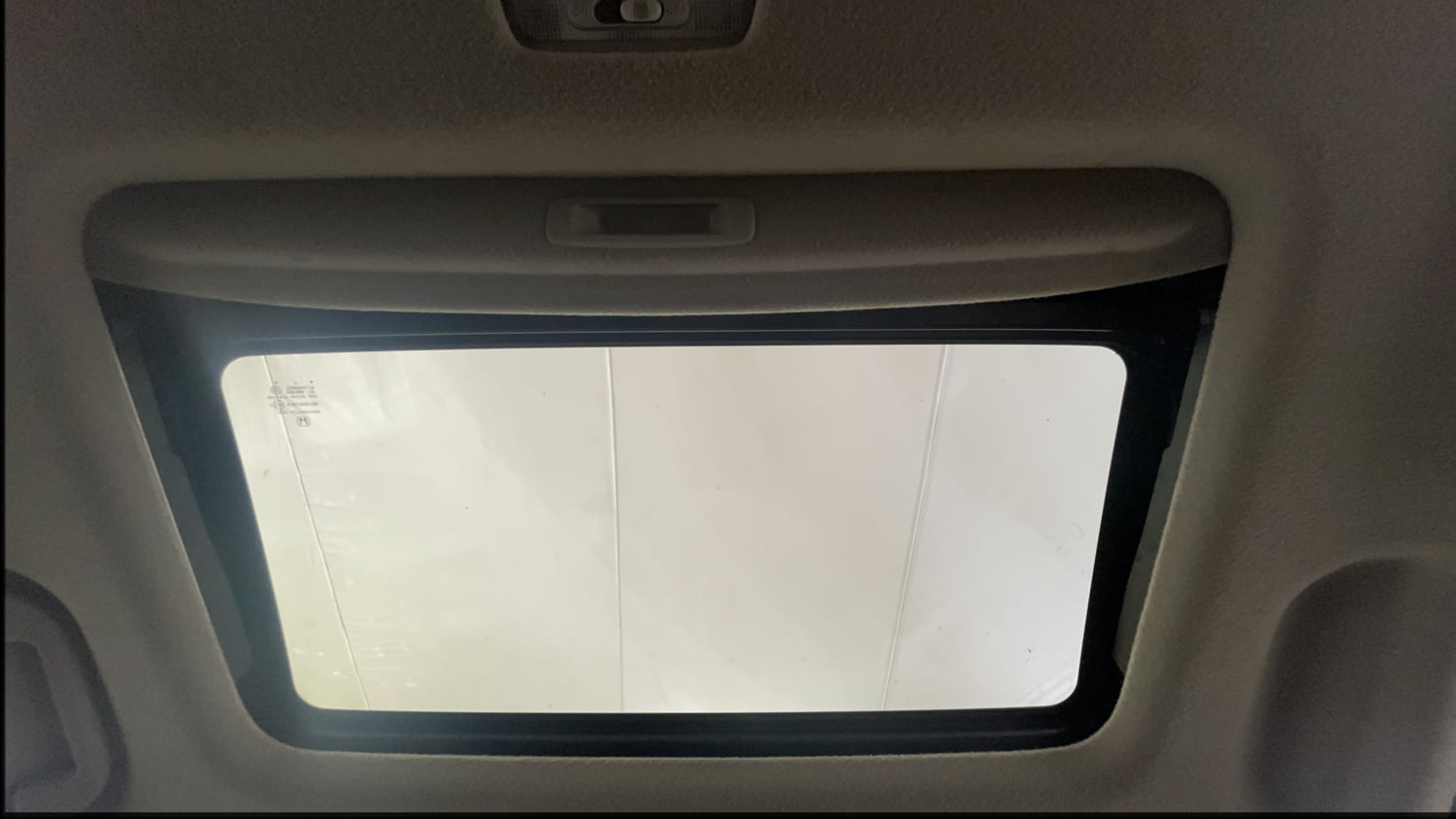 Used 2021 Honda WR-V VX MT Petrol Petrol Manual top_features Sunroof