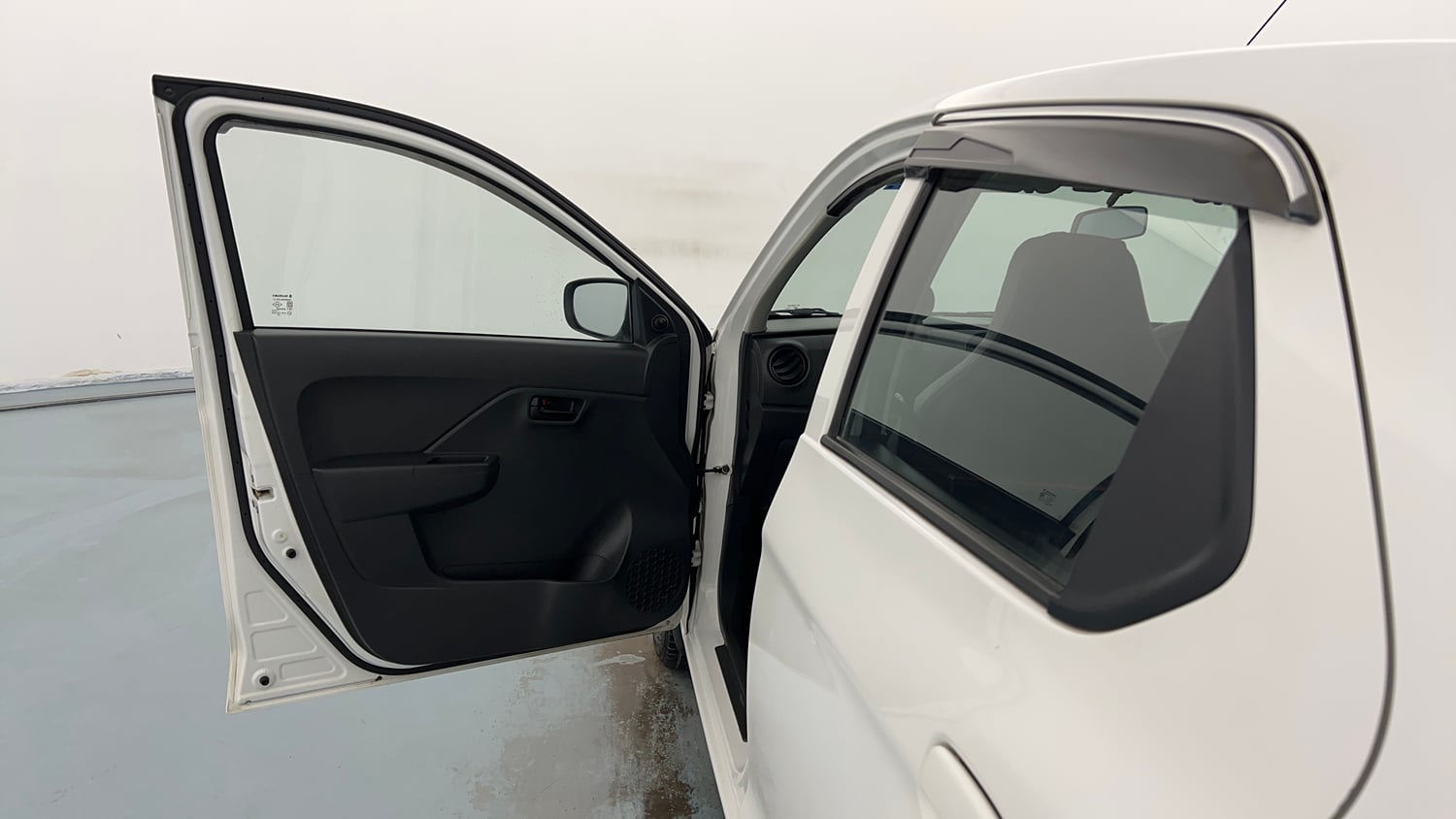 Used 2025 Maruti Suzuki Alto K10 VXi (O) AGS Petrol Automatic interior LEFT FRONT DOOR OPEN VIEW