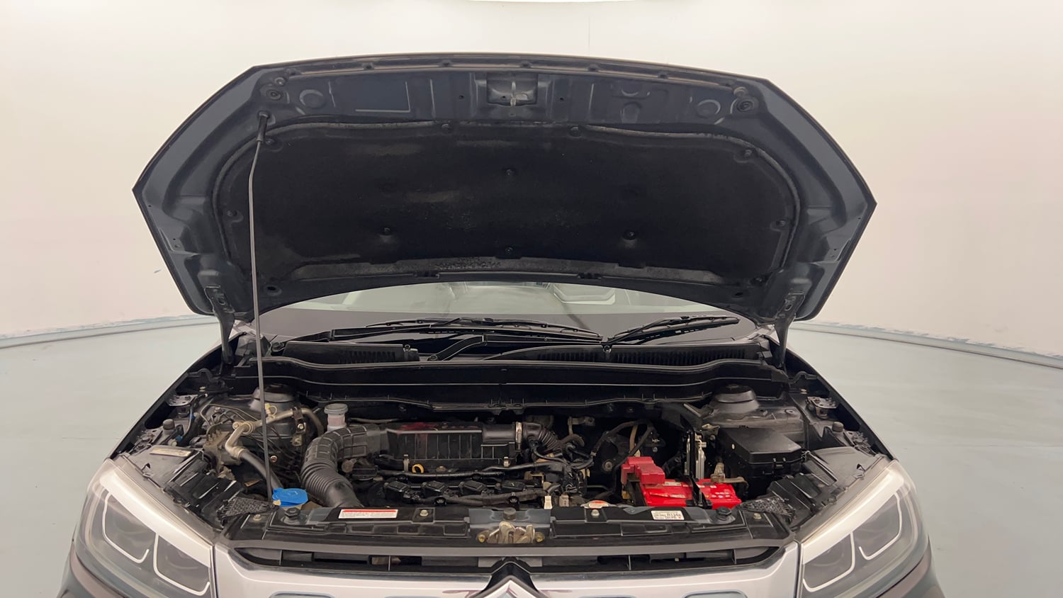 Used 2022 maruti-suzuki Vitara Brezza ZXi Petrol Manual engine ENGINE & BONNET OPEN FRONT VIEW