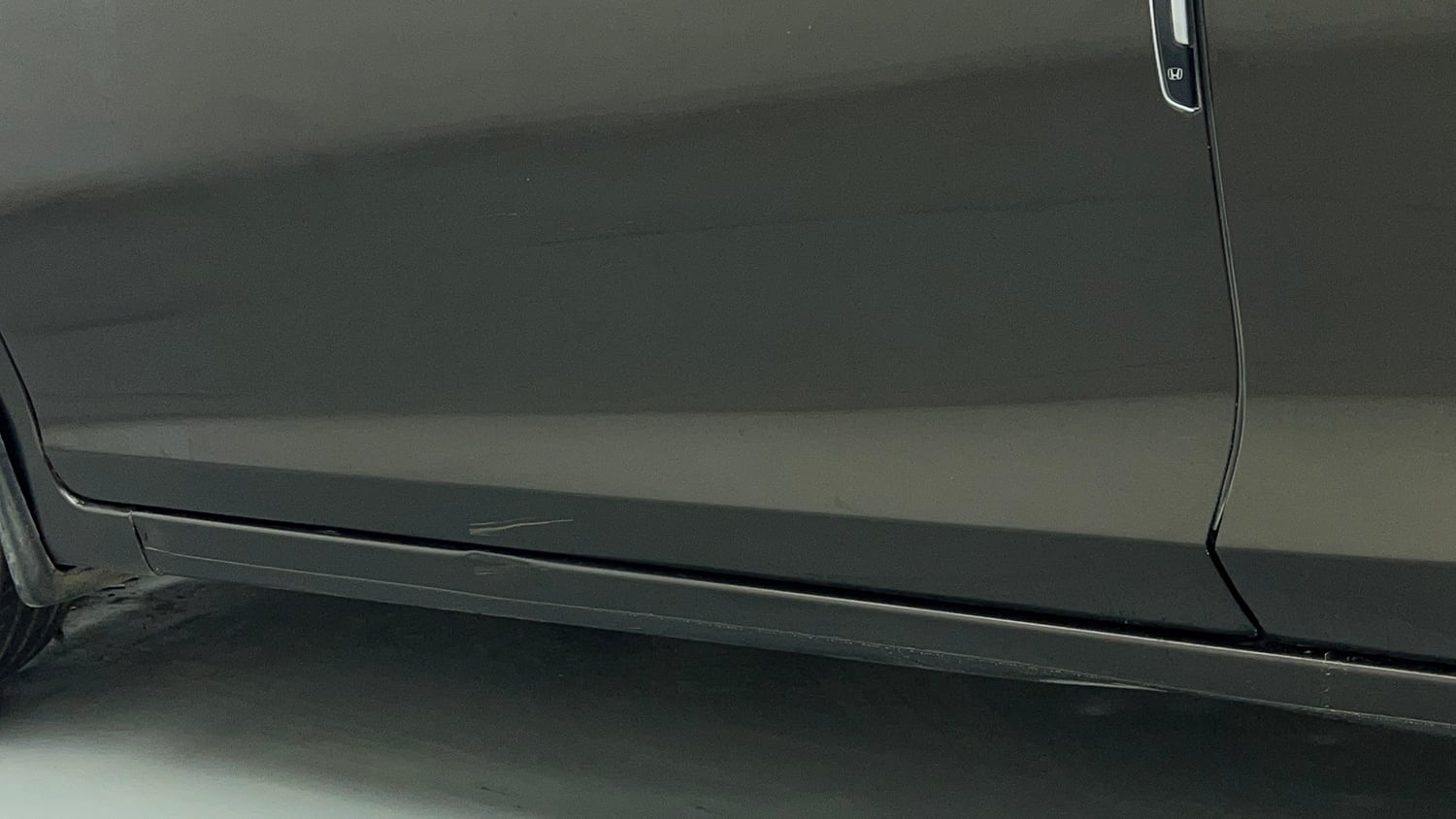 Used 2022 Honda City ZX CVT Petrol Petrol Automatic dents MINOR DENT