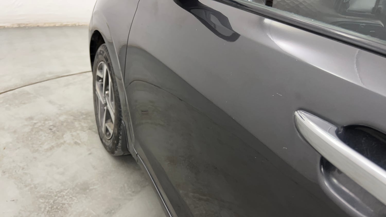 Used 2023 Hyundai Aura SX 1.2 CNG Cng Manual dents MINOR DENT