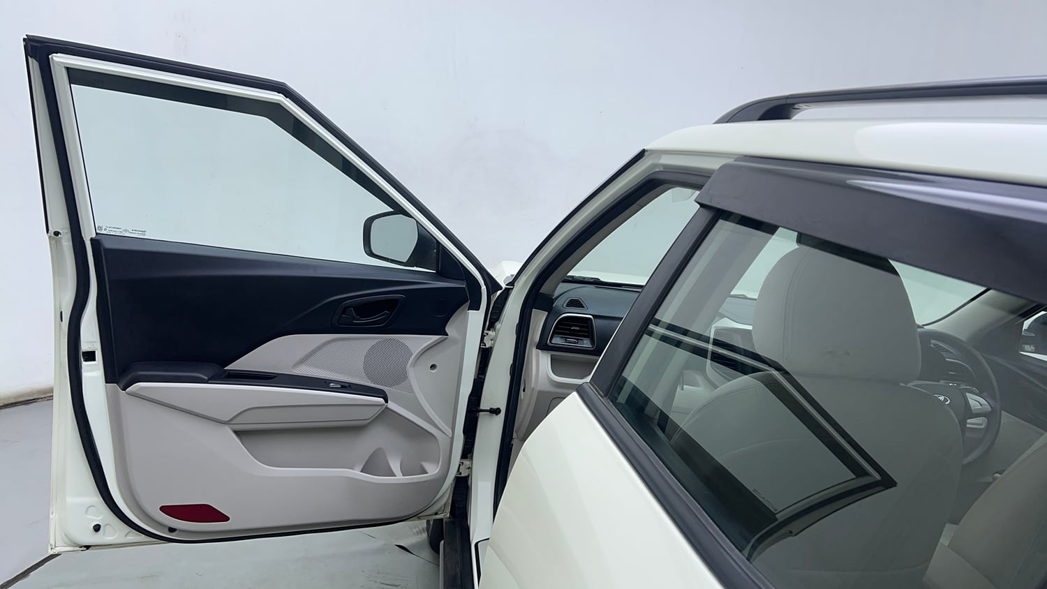 Used 2021 Mahindra XUV 300 W6 1.2 Petrol Petrol Manual interior LEFT FRONT DOOR OPEN VIEW