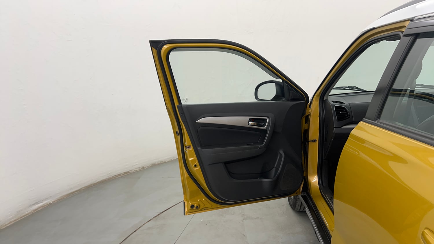 Used 2016 Maruti Suzuki Vitara Brezza ZDi+ Dual Tone Diesel Manual interior LEFT FRONT DOOR OPEN VIEW