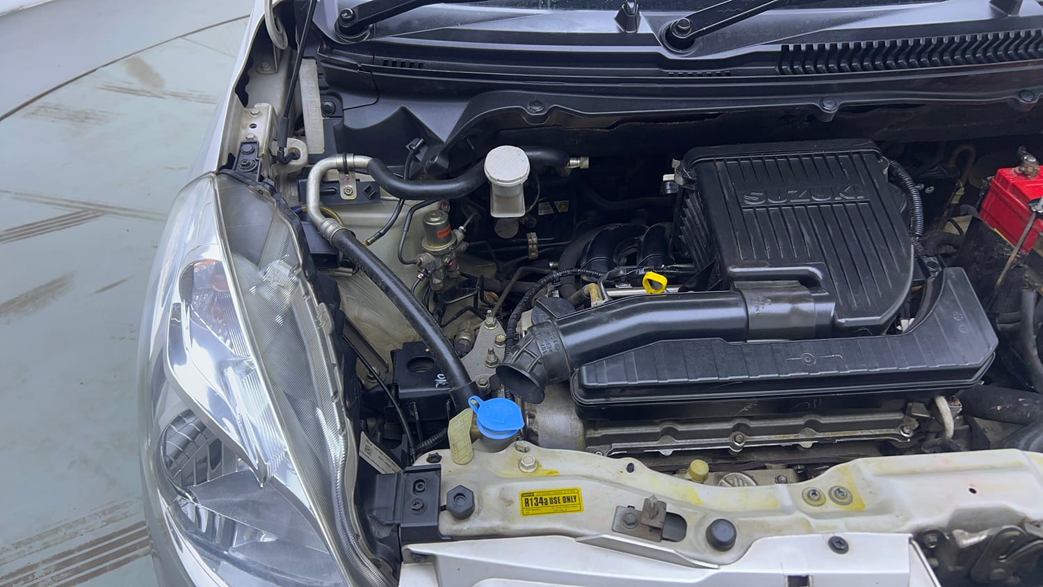 Used 2015 Maruti Suzuki Ertiga Vxi Petrol Manual engine ENGINE RIGHT SIDE VIEW