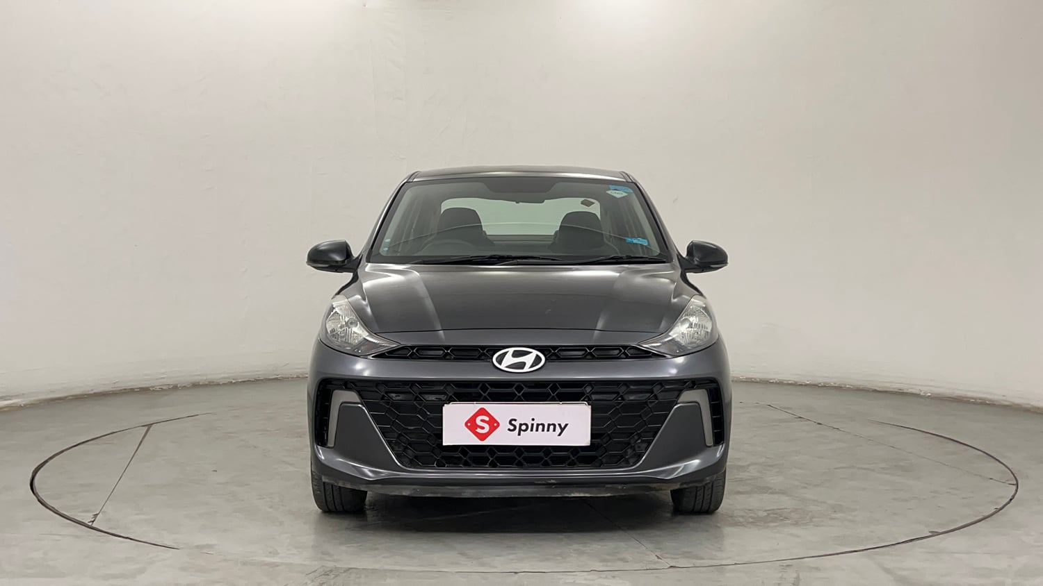 Used 2023 Hyundai Aura SX 1.2 CNG Cng Manual exterior FRONT VIEW