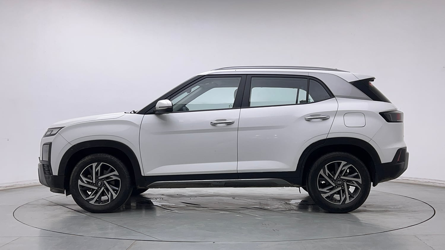 Used 2024 Hyundai Creta 1.5 MPi Petrol MT SX Tech Petrol Manual exterior LEFT SIDE VIEW