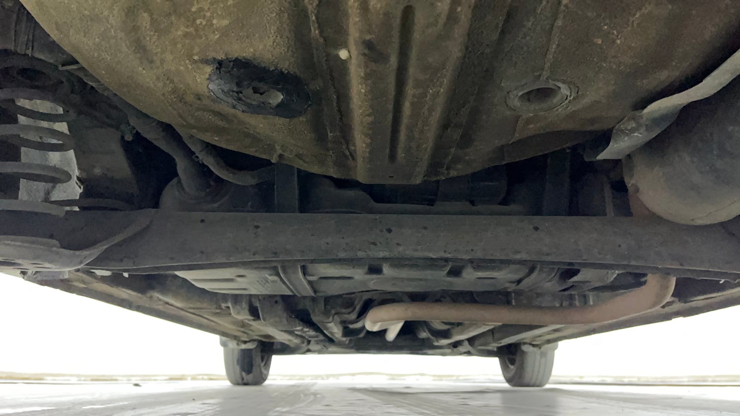 Used 2015 Hyundai Elite i20 Magna 1.2 Petrol Manual extra REAR UNDERBODY VIEW (TAKEN FROM REAR)