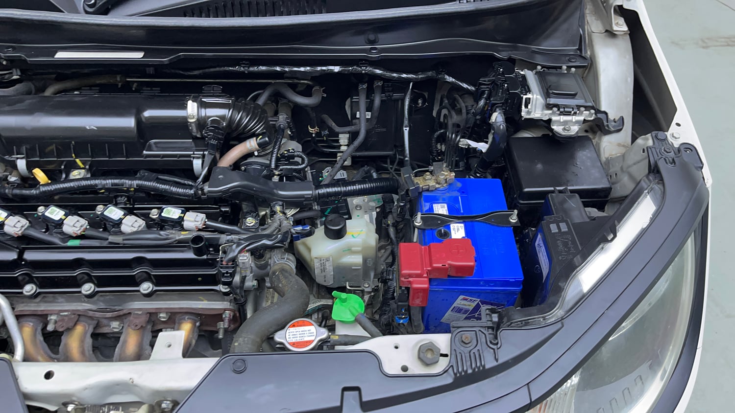 Used 2022 Maruti Suzuki Ignis Delta 1.2 AMT Petrol Automatic engine ENGINE LEFT SIDE VIEW