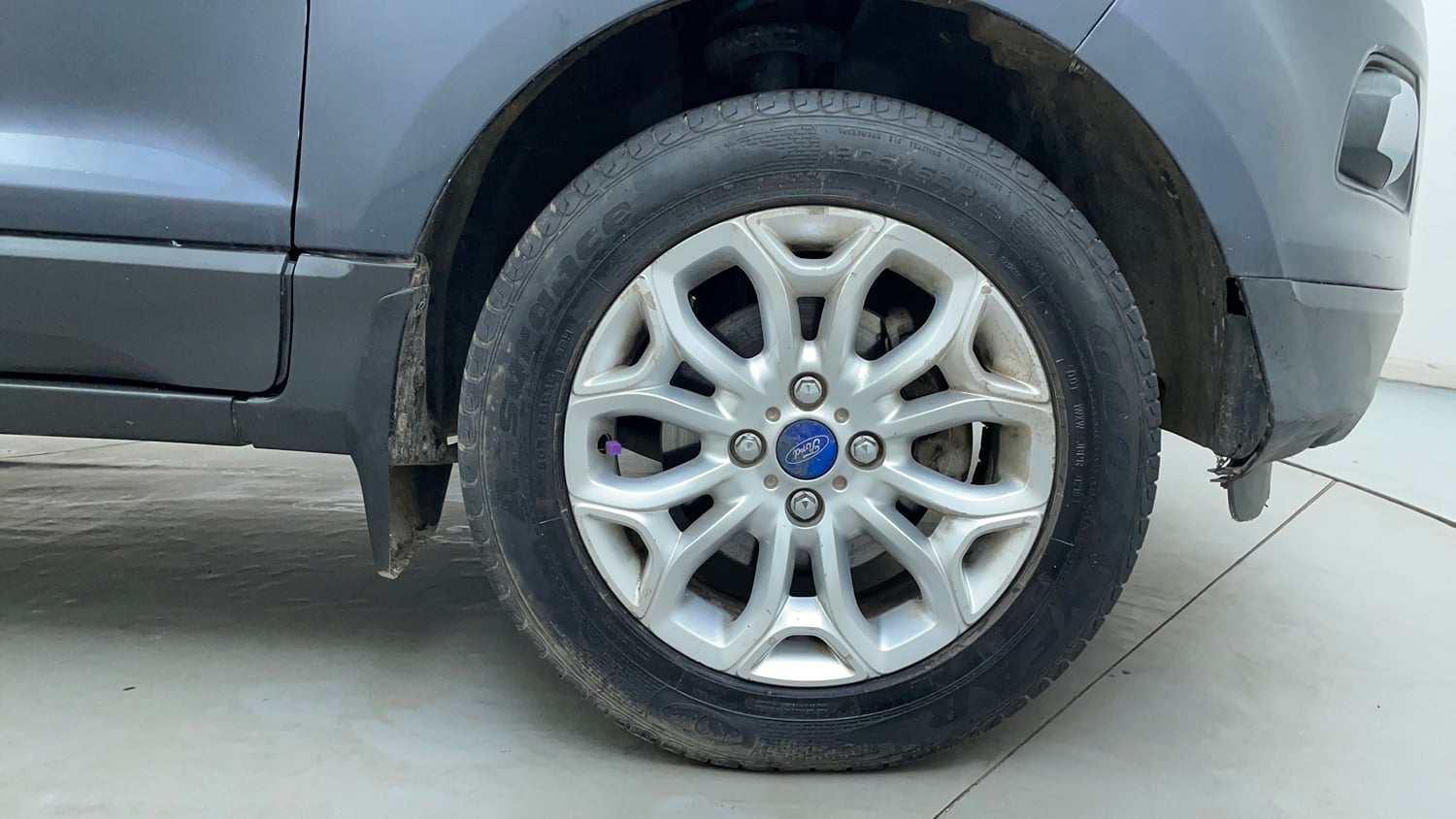 Used 2014 Ford EcoSport Titanium 1.5 TDCi Diesel Manual tyres RIGHT FRONT TYRE RIM VIEW