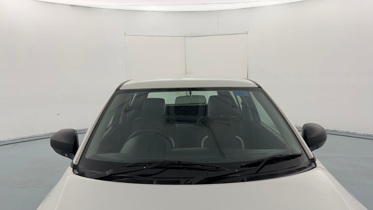 Used 2012 Maruti Suzuki Swift LXI CNG (Outside Fitted) Cng Manual exterior FRONT WINDSHIELD VIEW