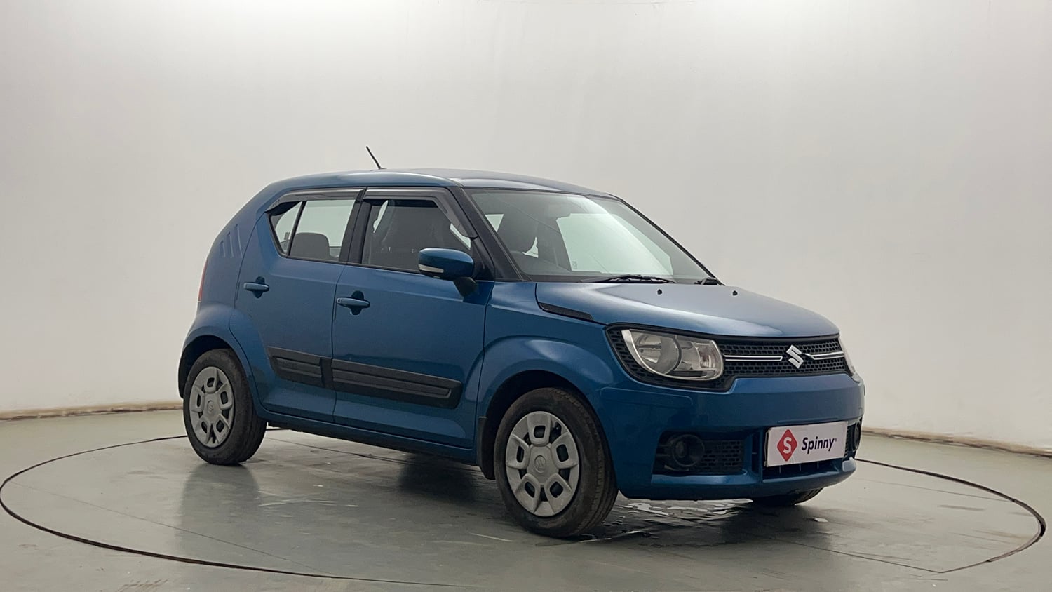 Used 2017 Maruti Suzuki Ignis Delta 1.2 MT Petrol Manual exterior RIGHT FRONT CORNER VIEW