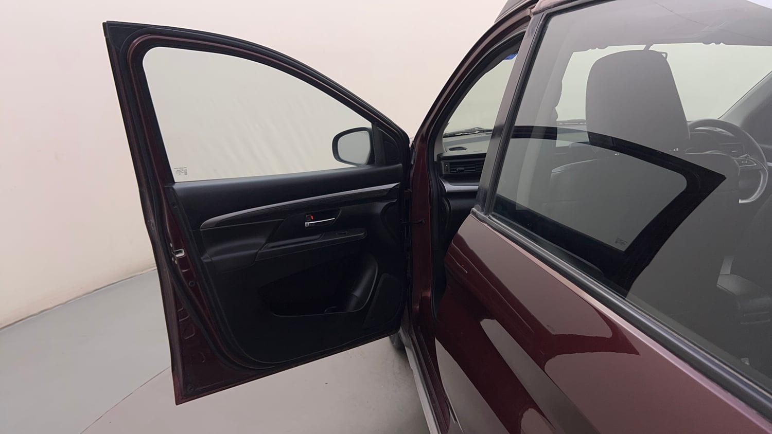 Used 2021 Maruti Suzuki XL6 Alpha MT Petrol Petrol Manual interior LEFT FRONT DOOR OPEN VIEW