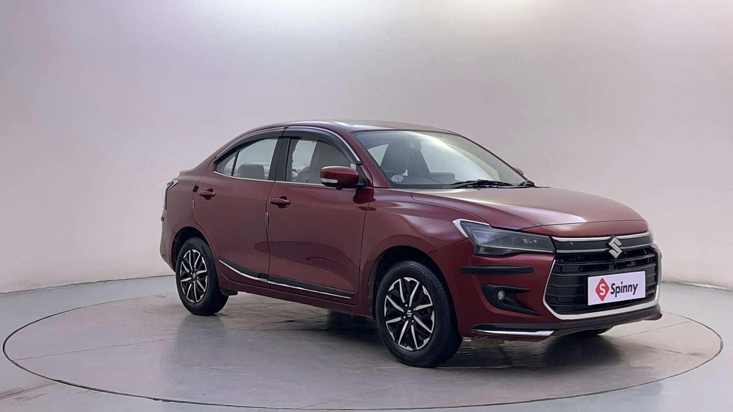 Used 2025 Maruti Suzuki Dzire ZXi Plus Petrol Manual exterior RIGHT FRONT CORNER VIEW