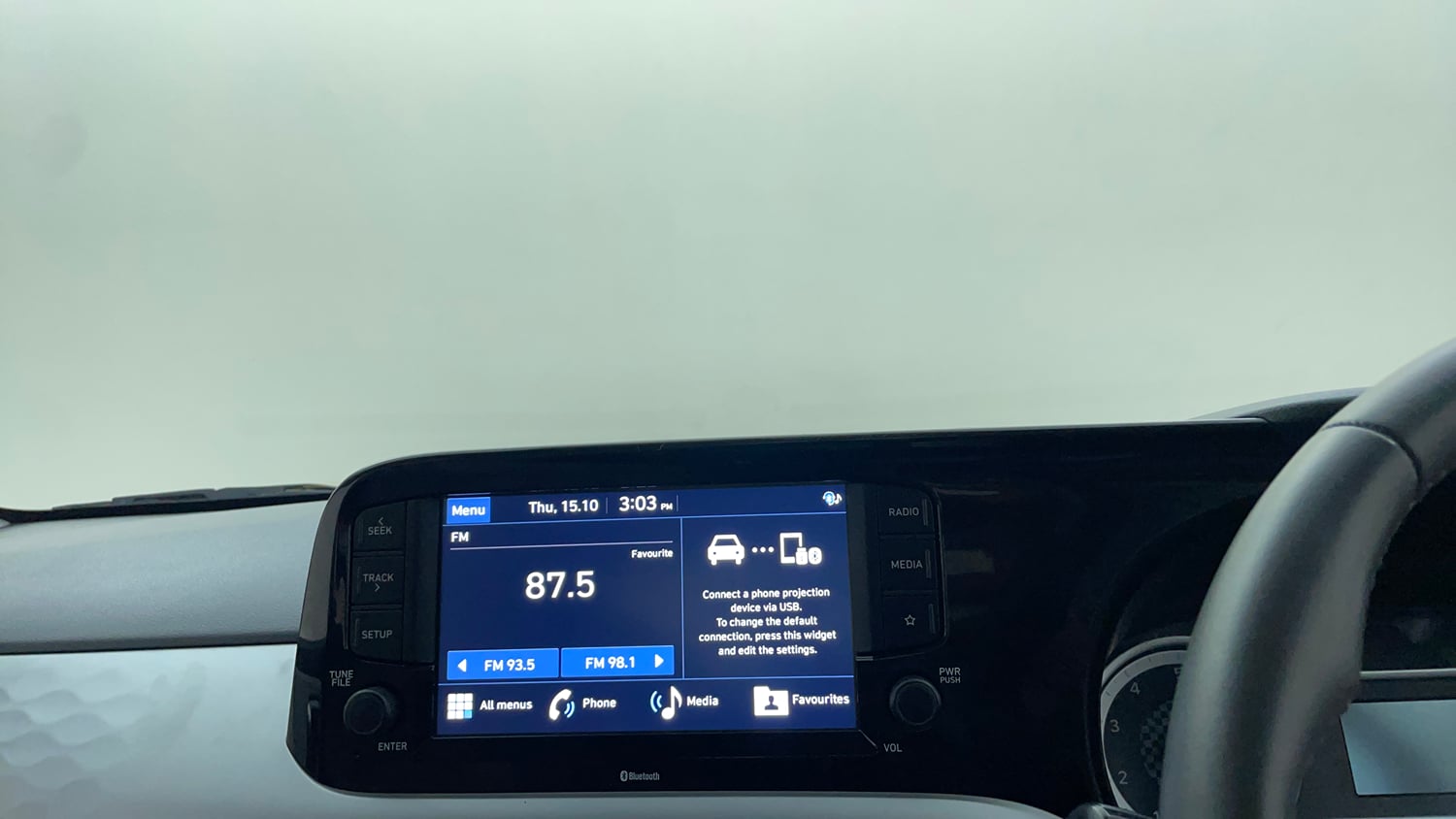 Used 2022 Hyundai Grand i10 Nios Asta AMT 1.2 Kappa VTVT Petrol Automatic top_features Touch screen infotainment system