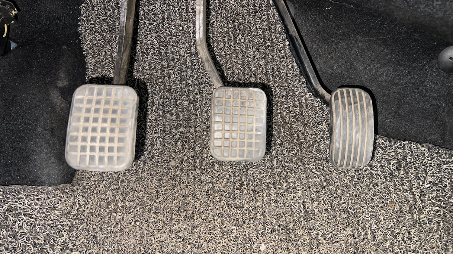 Used 2018 Tata Tiago Revotron XZ Petrol Manual interior PEDALS VIEW