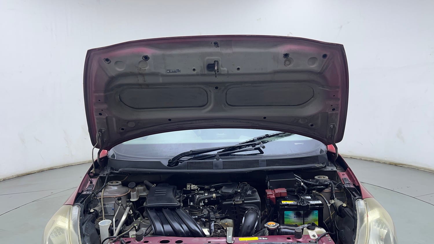 Used 2016 Datsun GO T Petrol Manual engine ENGINE & BONNET OPEN FRONT VIEW