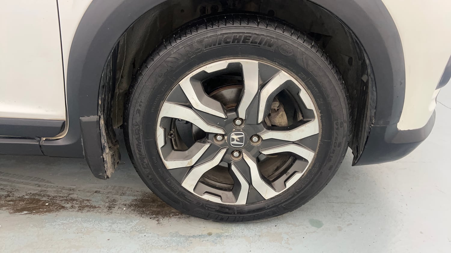 Used 2018 Honda WR-V VX MT Petrol Petrol Manual tyres RIGHT FRONT TYRE RIM VIEW