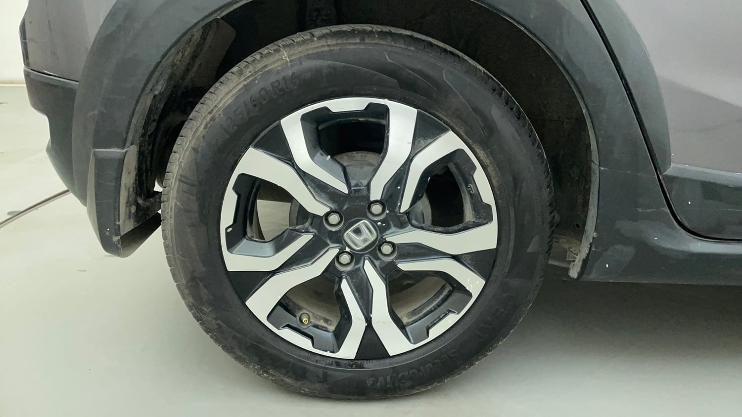 Used 2021 Honda WR-V VX MT Petrol Petrol Manual tyres RIGHT REAR TYRE RIM VIEW