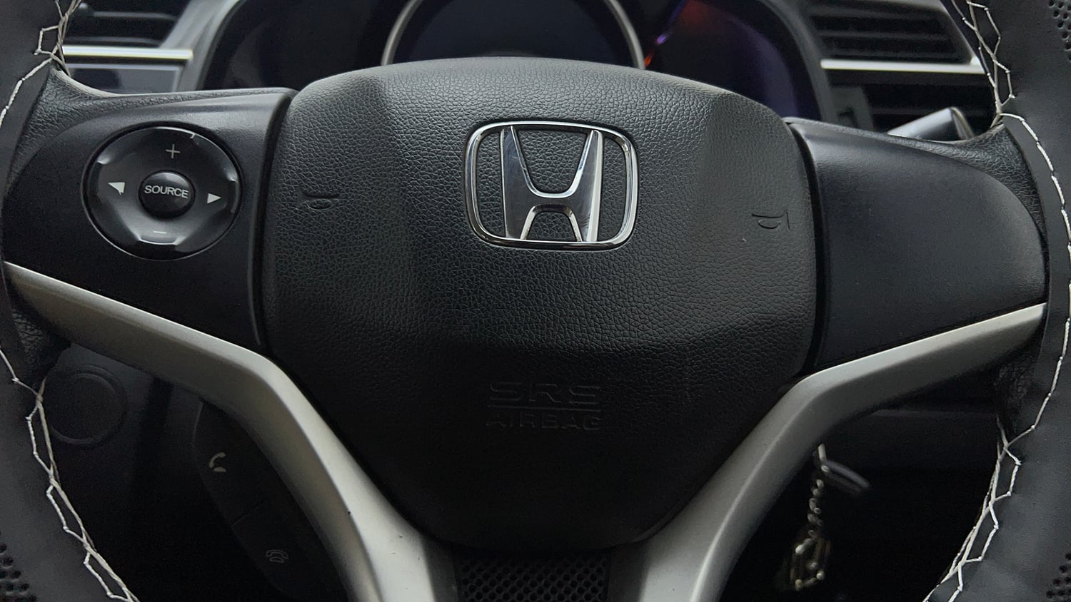 Used 2017 Honda Jazz V AT Petrol Petrol Automatic top_features Airbags
