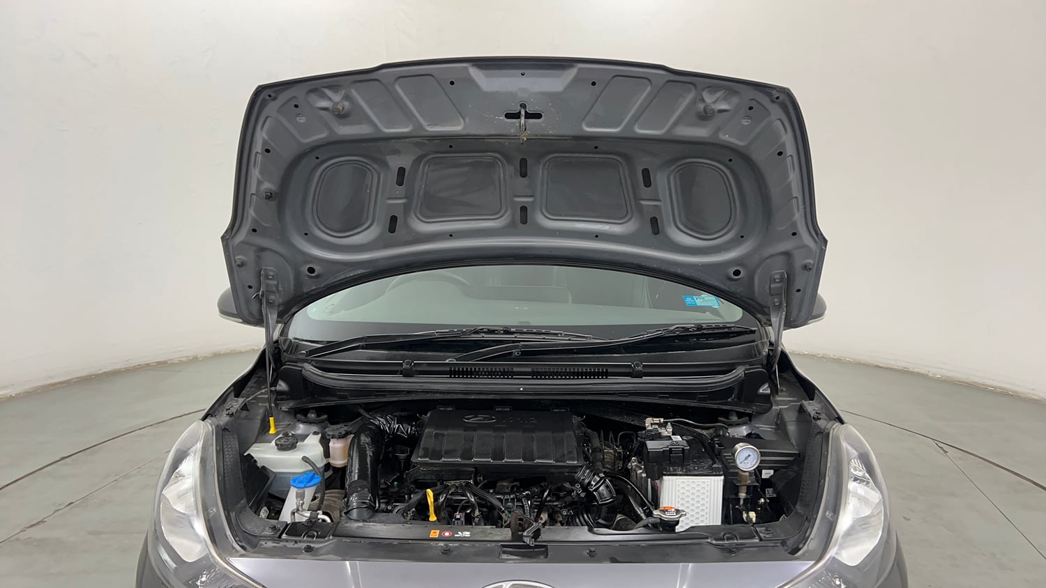 Used 2020 Hyundai Grand i10 Nios Sportz 1.2 Kappa VTVT CNG Cng Manual engine ENGINE & BONNET OPEN FRONT VIEW
