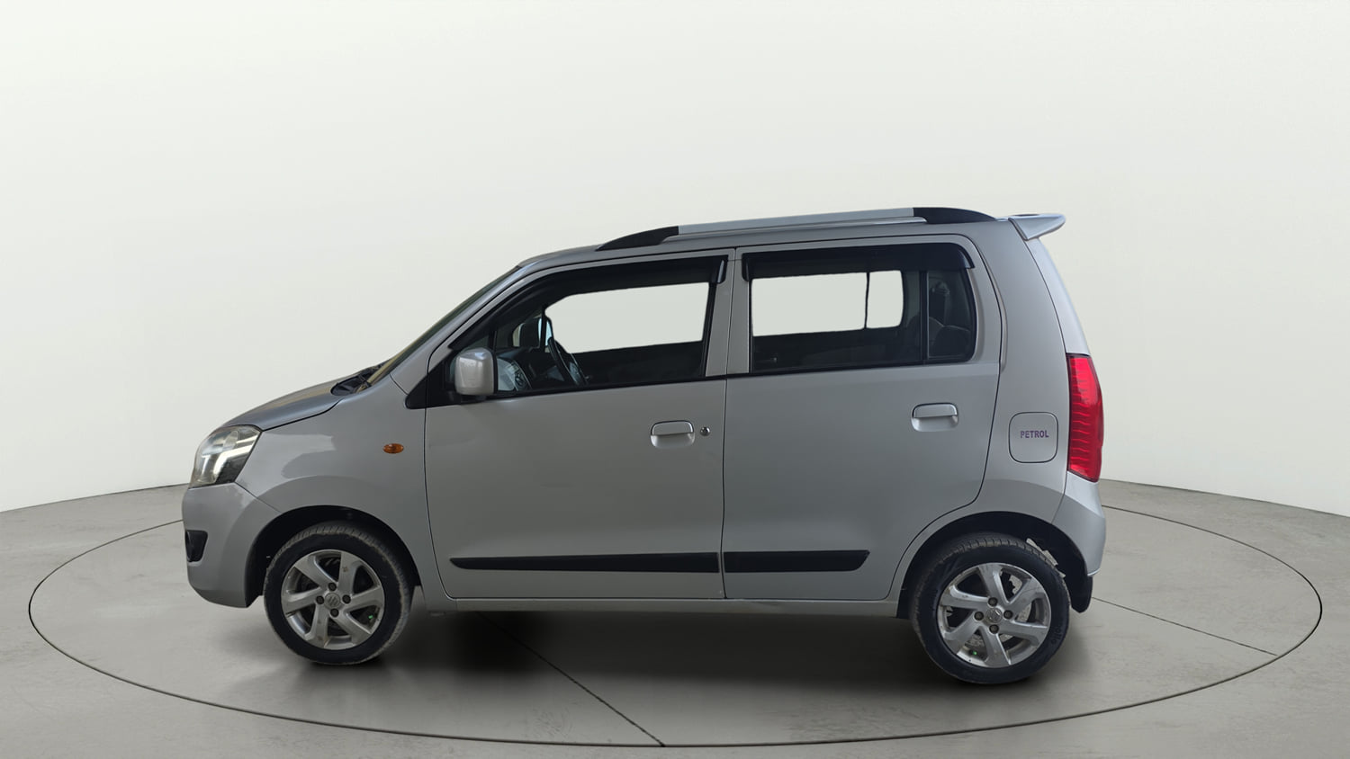 Used 2015 Maruti Suzuki Wagon R VXI Petrol Manual exterior LEFT SIDE VIEW