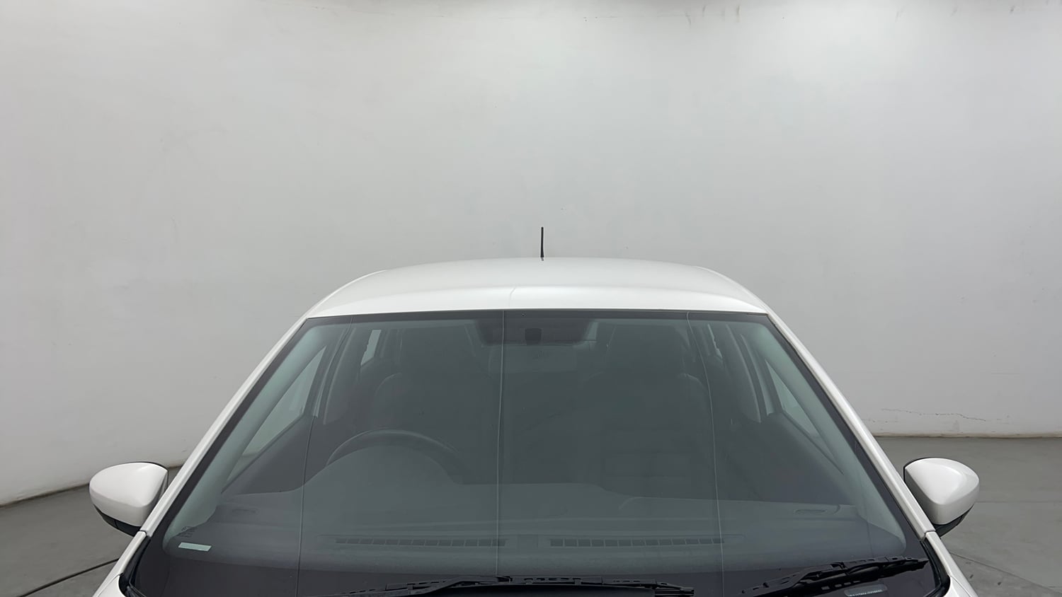 Used 2017 Volkswagen Vento Allstar 1.6 (P) Petrol Manual exterior FRONT WINDSHIELD VIEW