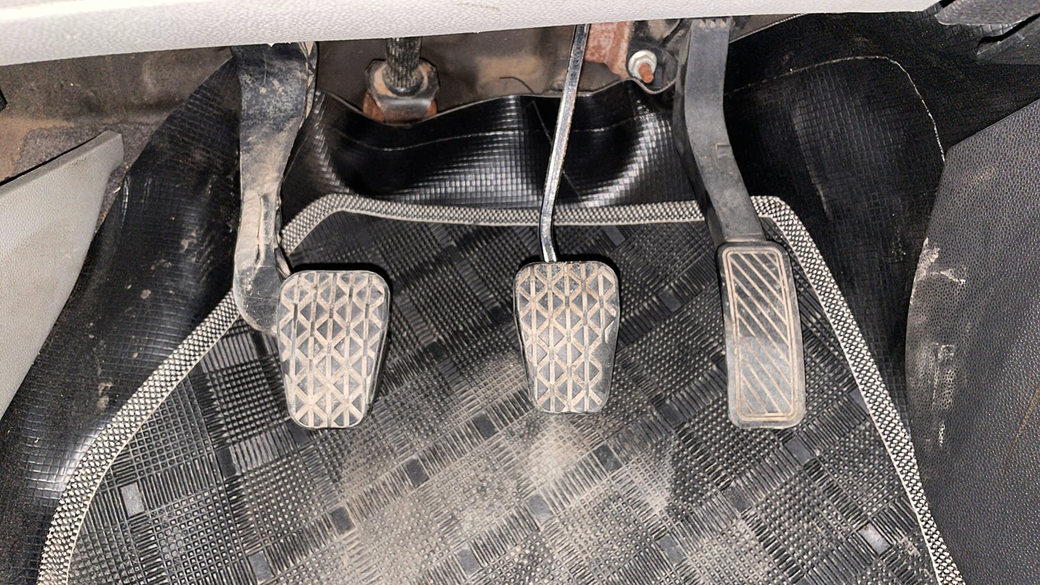 Used 2014 Ford EcoSport Titanium 1.5 TDCi Diesel Manual interior PEDALS VIEW