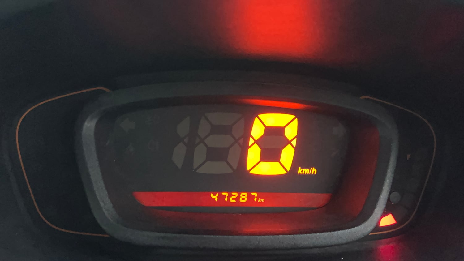 Used 2016 Renault Kwid RXL Petrol Manual interior CLUSTERMETER VIEW