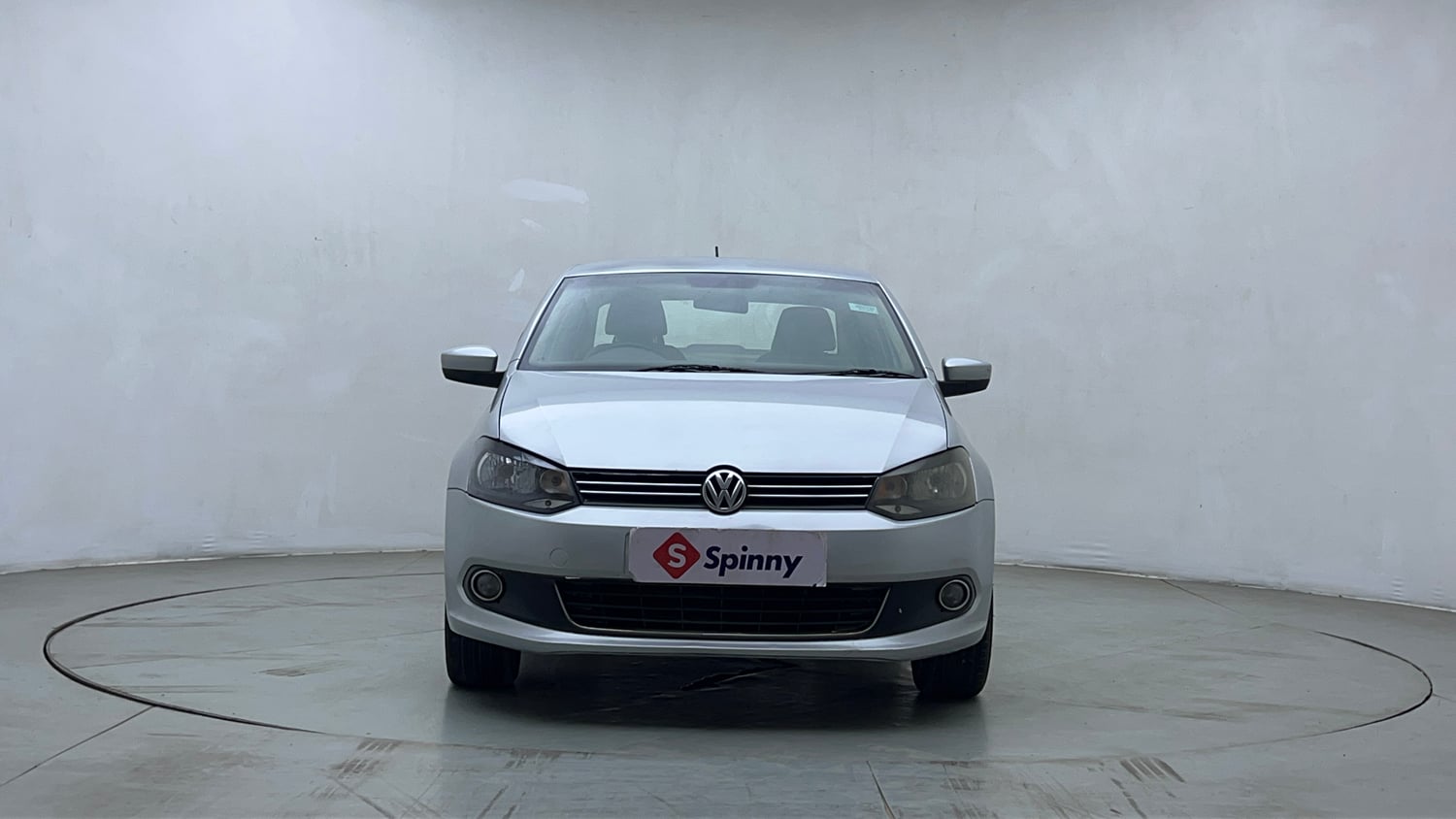 Used 2014 Volkswagen Vento Highline Petrol Petrol Manual exterior FRONT VIEW